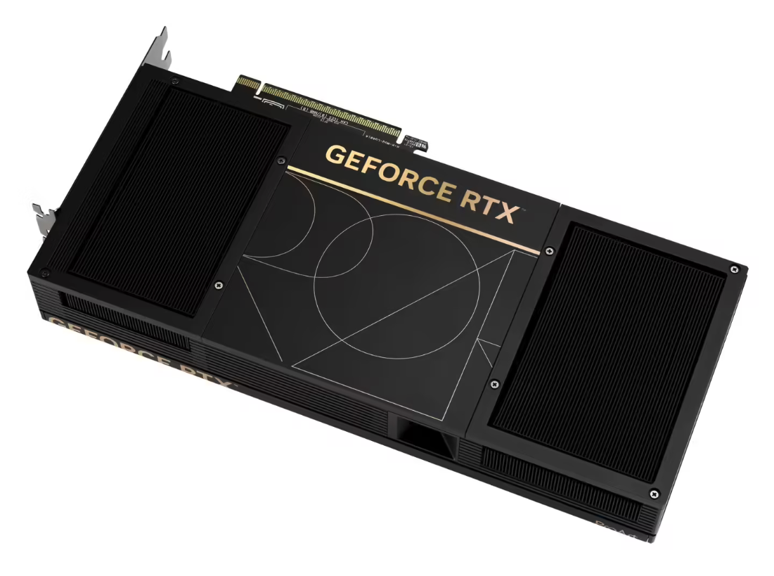 华硕ProArt RTX 5090显卡亮相 2.5槽SFF规格+液态金属散热赋能专业工作站